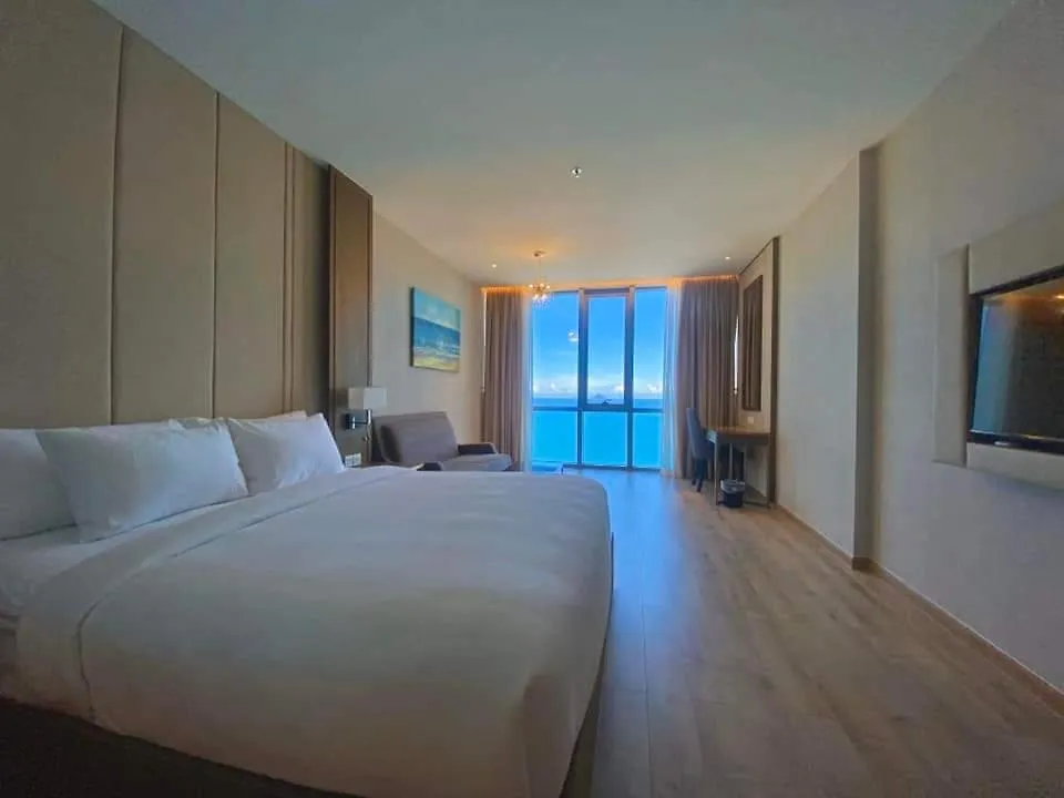 Oceanfront Panorama Residence Nha Trang 5*,  Vietnam