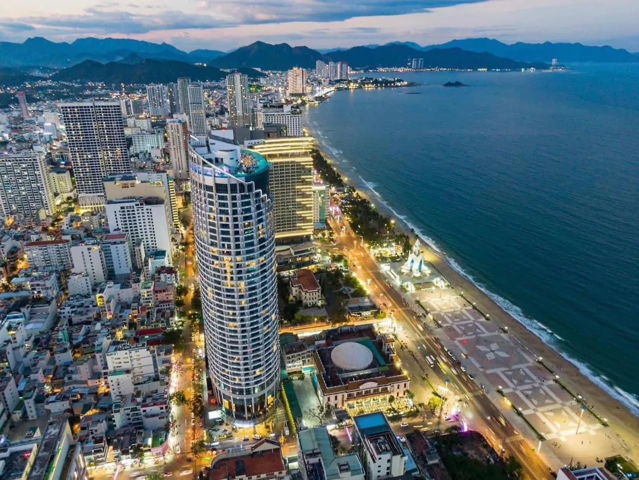 Oceanfront Panorama Residence Nha Trang