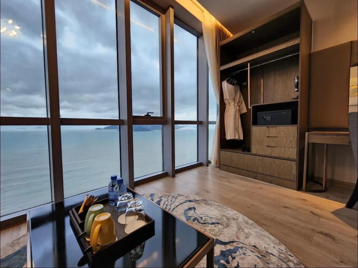 Oceanfront Panorama Residence Nha Trang