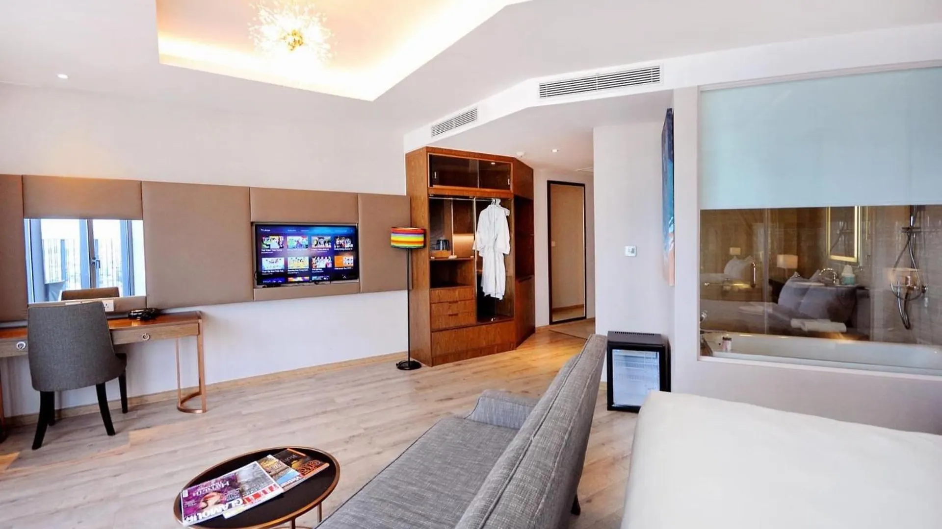 Hotel Oceanfront Panorama Residence Nha Trang